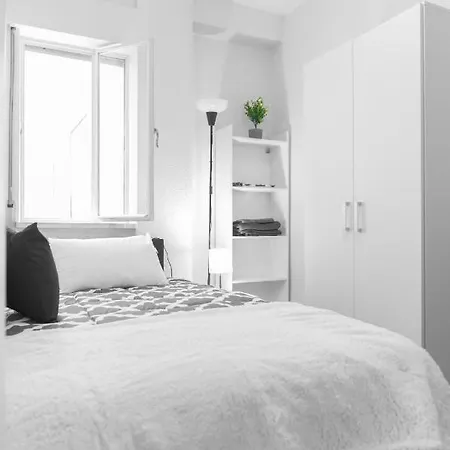 Apartamento Premiun Plaza Del Oeste شقة *